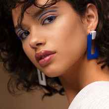 Afbeelding in Gallery-weergave laden, blauwe statement oorbellen