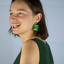 Afbeelding in Gallery-weergave laden, groene statement oorbellen